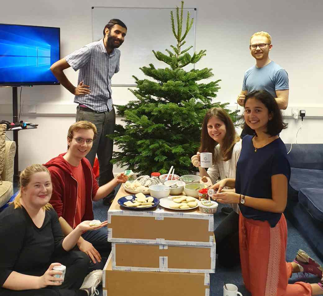 techspert.io cookie and tree decorating 2019